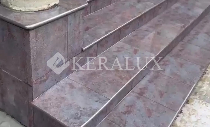 Крыльцо в частном доме